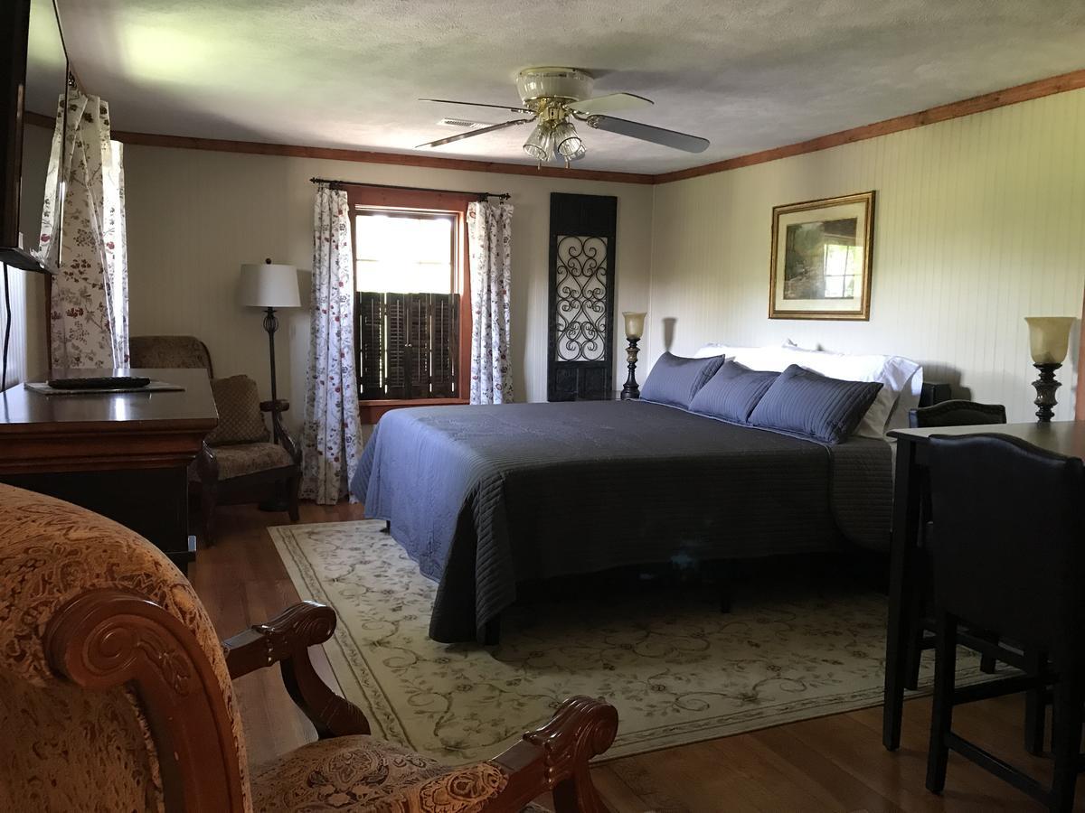 Hocking Hills Inn Logan Exteriör bild